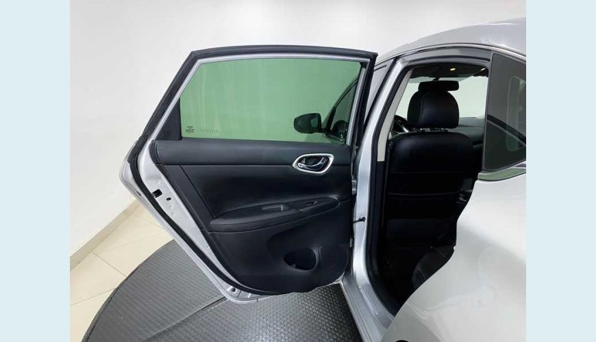 NISSAN SENTRA SV 2.0 16V FLEX AUT. 4P - PRATA - 2019 Foto 10 (Grande)