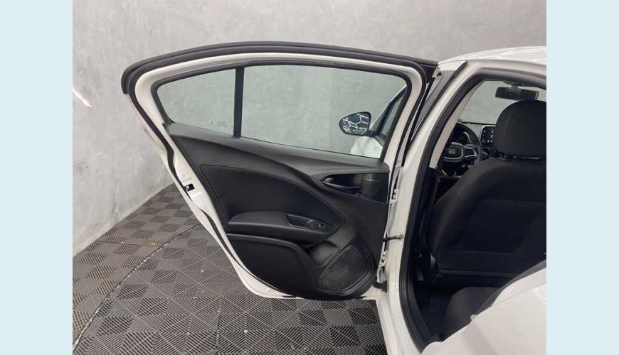 FIAT CRONOS DRIVE 1.0 FLEX MANUAL 4P - BRANCO - 2023 Foto 10 (Grande)