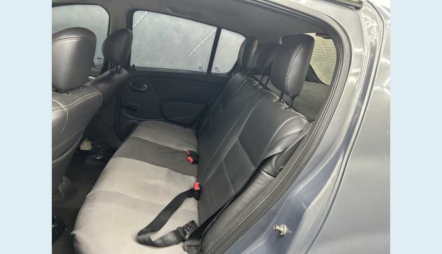 RENAULT SANDERO EXPRESSION 1.6 8V FLEX MANUAL 4P - CINZA - 2014 Foto 10 (Grande)