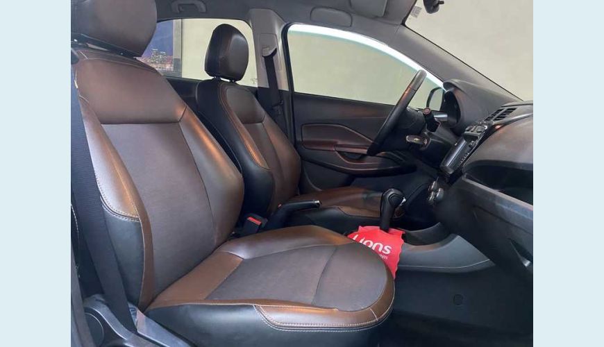CHEVROLET CHEVROLET COBALT LTZ 1.8 8V FLEX AUT. 4P - PRATA - 2019 Foto 10 (Grande)
