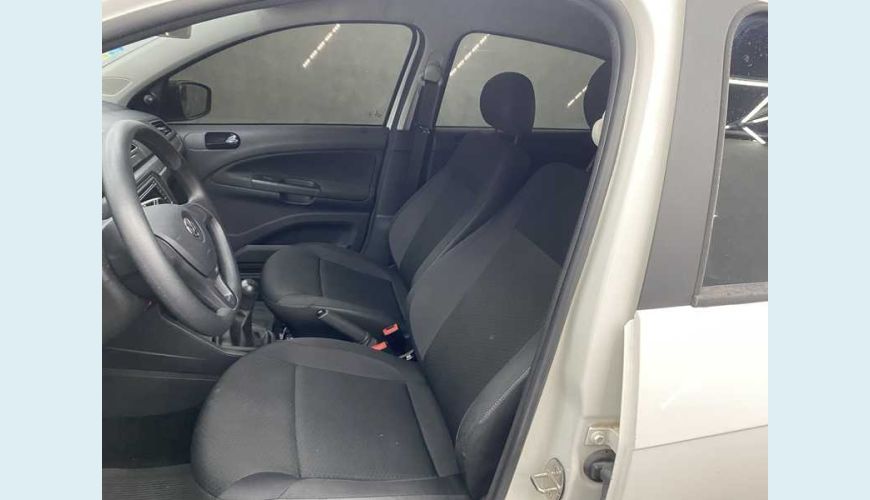 VOLKSWAGEN GOL 1.0 12V FLEX MANUAL 4P - BRANCO - 2022 Foto 10 (Grande)
