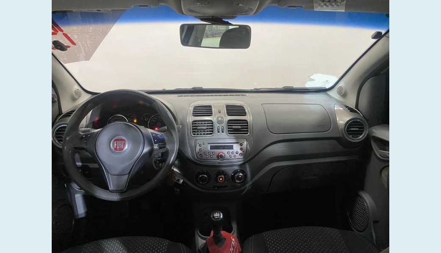 FIAT GRAND SIENA ESSENCE 1.6 16V FLEX MANUAL 4P - BRANCO - 2015 Foto 10 (Grande)