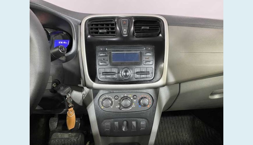 RENAULT LOGAN EXPRESSION 1.6 16V SCE FLEX MANUAL 4P - PRETO - 2017 Foto 10 (Grande)