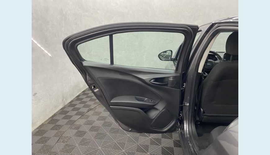 FIAT CRONOS DRIVE 1.3 - CINZA - 2022 Foto 10 (Grande)