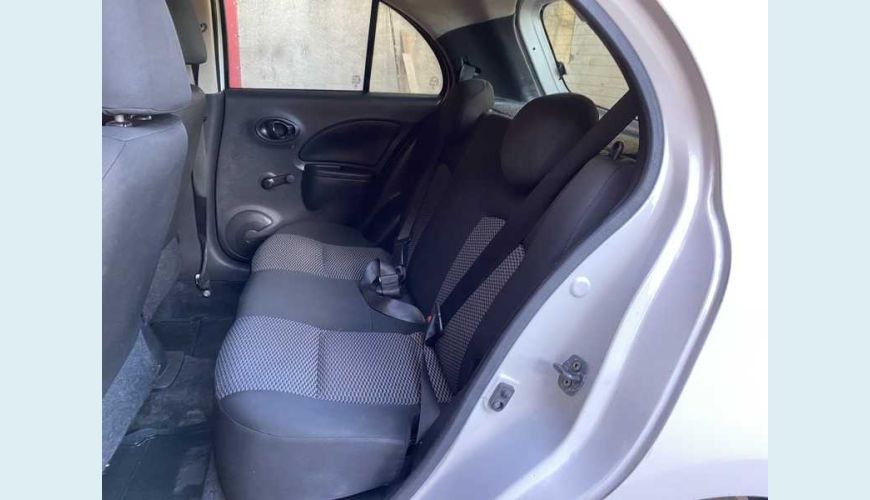 NISSAN MARCH S 1.0 12V FLEX MANUAL 4P - BRANCO - 2019 Foto 10 (Grande)