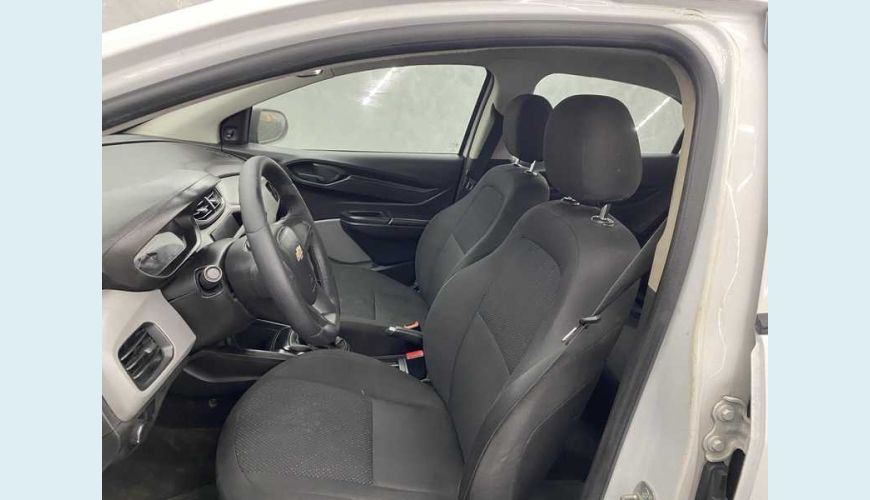 CHEVROLET ONIX JOY 1.0 FLEX MANUAL 4P - BRANCO - 2018 Foto 10 (Grande)