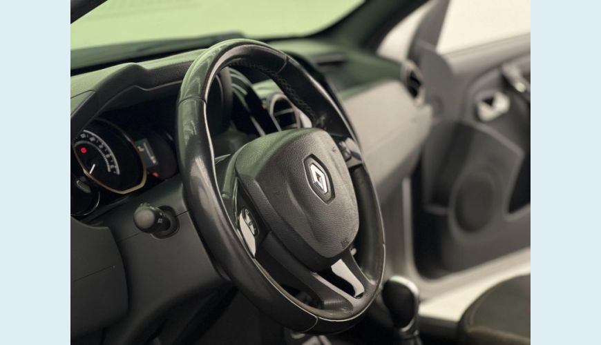 RENAULT DUSTER 16 D FLEX AUT. 4P - PRATA - 2020 Foto 10 (Grande)