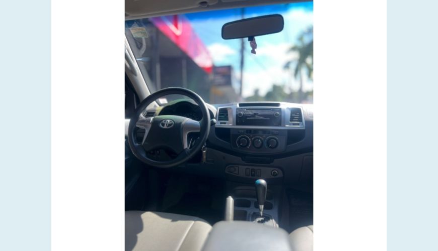 TOYOTA HILUX FLEX AUT. 4P - PRATA - 2015 Foto 10 (Grande)