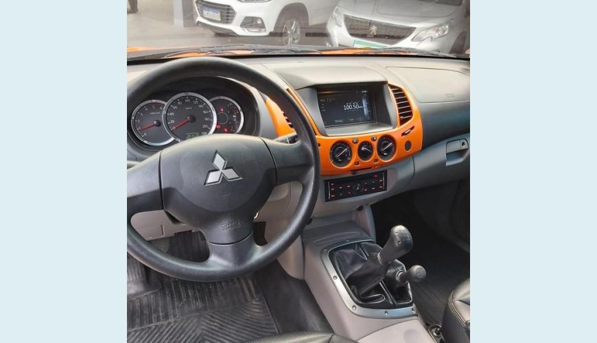 MITSUBISHI MITSUBISHI L200 TRITON GLS D 3.2 FLEX MANUAL 4P - LARANJA - 2016 Foto 10 (Grande)