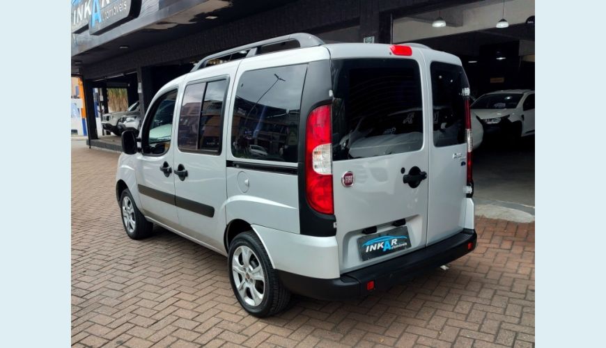 FIAT DOBLO FLEX MANUAL 4P - PRATA - 2021 Foto 10 (Grande)