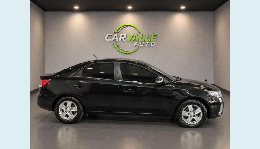 KIA CERATO EX2 1.6 FLEX MANUAL 4P - PRETO - 2010 Foto 10 (Grande)