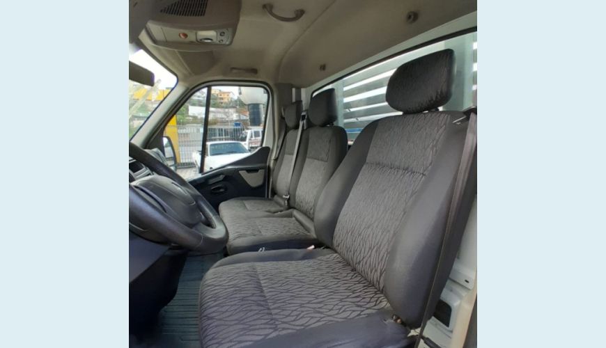 RENAULT MASTER 2.3 DCI DIESEL MANUAL 2P - BRANCO - 2018 Foto 10 (Grande)
