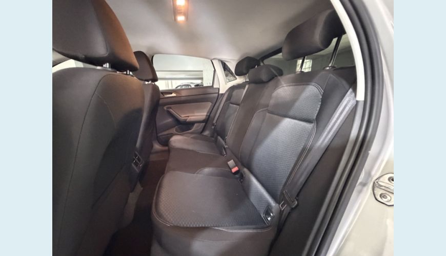 VOLKSWAGEN POLO FLEX AUT. 4P - PRATA - 2018 Foto 10 (Grande)