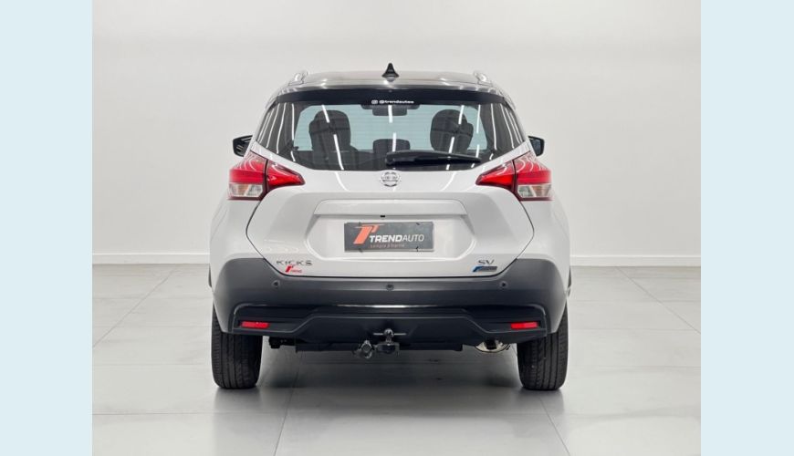 NISSAN KICKS SV FLEX AUT. 4P - PRATA - 2018 Foto 10 (Grande)
