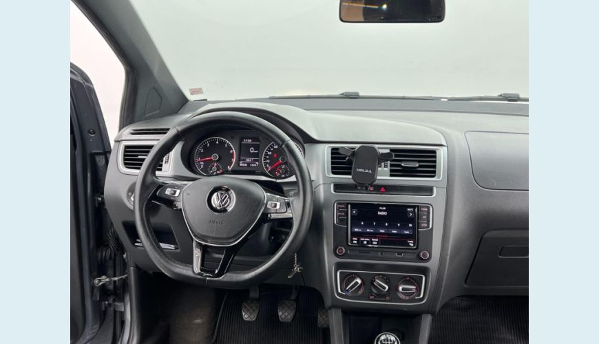 VOLKSWAGEN VOLKSWAGEN FOX XTREME MB FLEX MANUAL 4P - CINZA - 2020 Foto 10 (Grande)