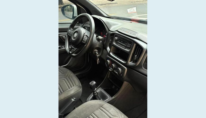 FIAT FIAT STRADA FREEDOM 1.3 FLEX MANUAL 4P - BRANCO - 2022 Foto 10 (Grande)