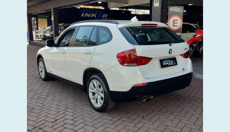 BMW BMW X1 GASOLINA AUT. 4P - BRANCO - 2012 Foto 10 (Grande)