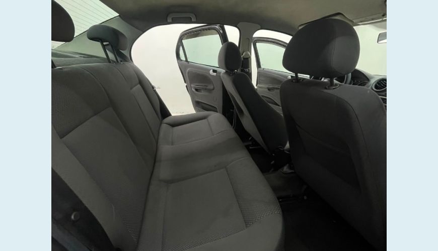 VOLKSWAGEN VOLKSWAGEN VOYAGE FLEX MANUAL 4P - PRETO - 2011 Foto 10 (Grande)