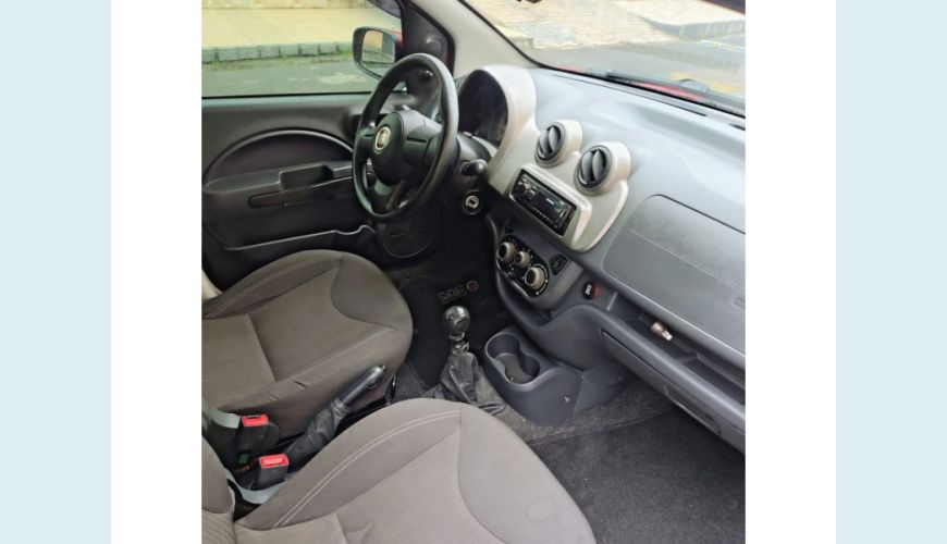 FIAT UNO FLEX MANUAL 4P - VERMELHO - 2014 Foto 10 (Grande)