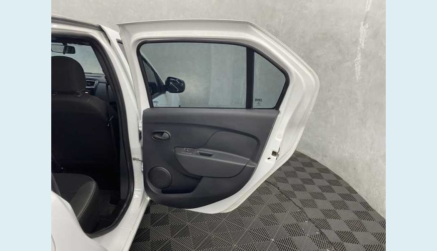 RENAULT LOGAN ZEN 1.0 12V FLEX MANUAL 4P - BRANCO - 2022 Foto 10 (Grande)