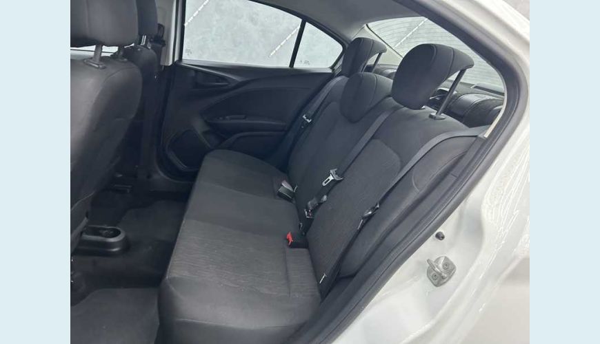 FIAT CRONOS DRIVE 1.3 FLEX MANUAL 4P - BRANCO - 2025 Foto 10 (Grande)