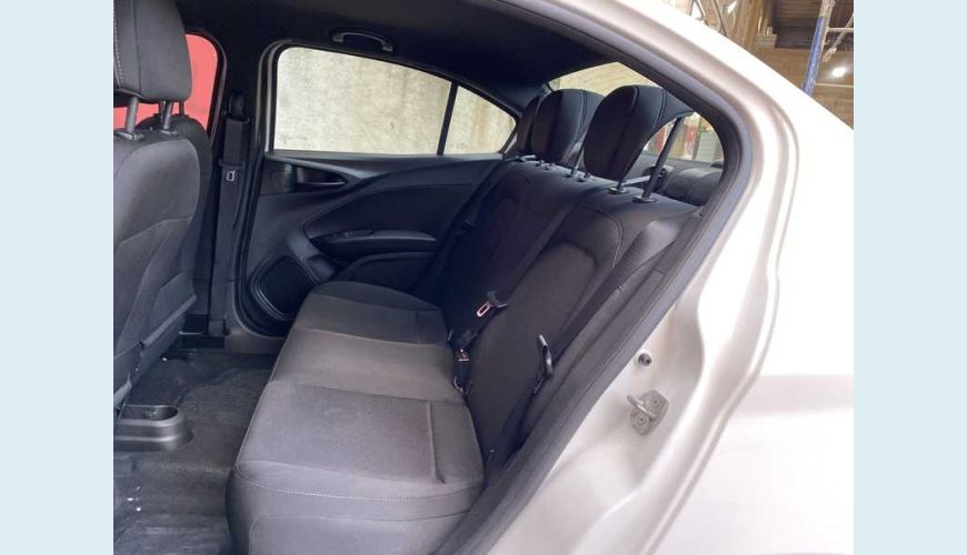 FIAT CRONOS DRIVE 1.3 FLEX MANUAL 4P - BRANCO - 2022 Foto 10 (Grande)