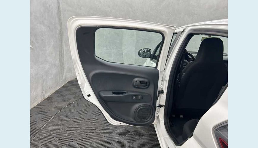 FIAT FIAT MOBI LIKE 1.0 FLEX MANUAL 4P - BRANCO - 2022 Foto 10 (Grande)