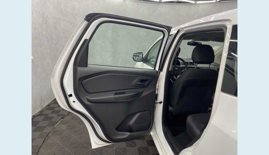 CHEVROLET CHEVROLET SPIN LS 1.8 FLEX MANUAL 4P - BRANCO - 2022 Foto 10 (Grande)