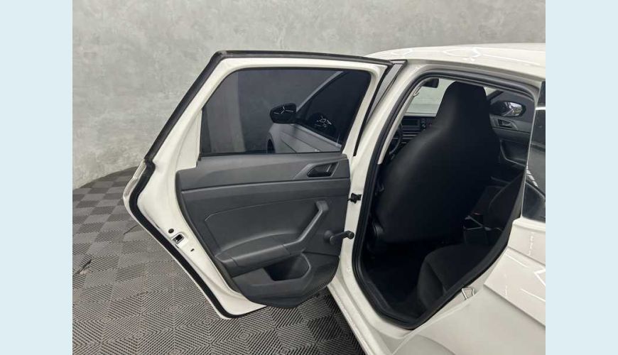 VOLKSWAGEN POLO TRACK 1.0 12V FLEX MANUAL 4P - BRANCO - 2025 Foto 10 (Grande)