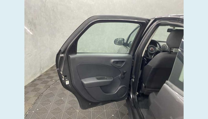 FIAT GRAND SIENA 1.4 FLEX MANUAL 4P - CINZA - 2021 Foto 10 (Grande)