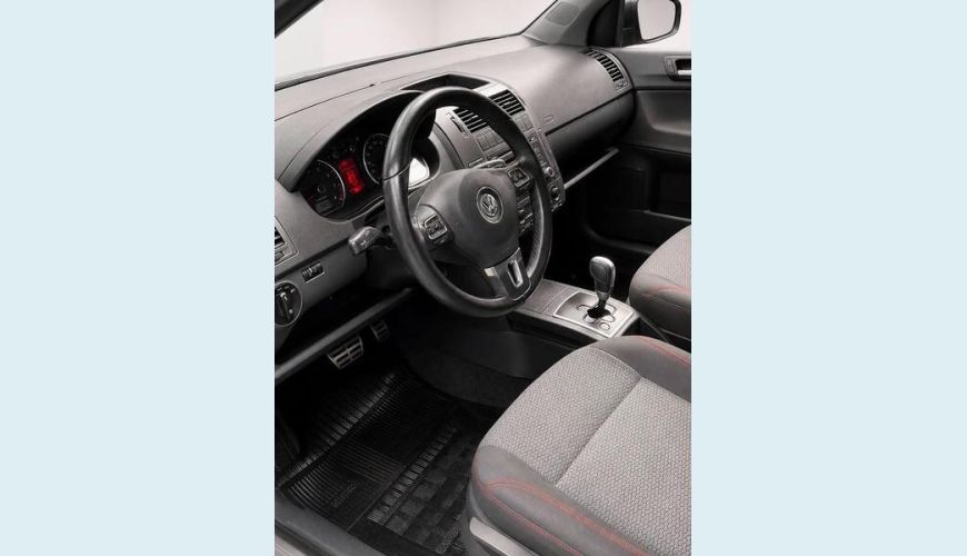 VOLKSWAGEN POLO SPORTLINE 1.6 FLEX AUT. 4P - PRATA - 2014 Foto 10 (Grande)
