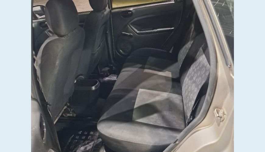 FORD FIESTA 1.6 16V FLEX MANUAL 4P - CHAMPAGNE - 2008 Foto 10 (Grande)