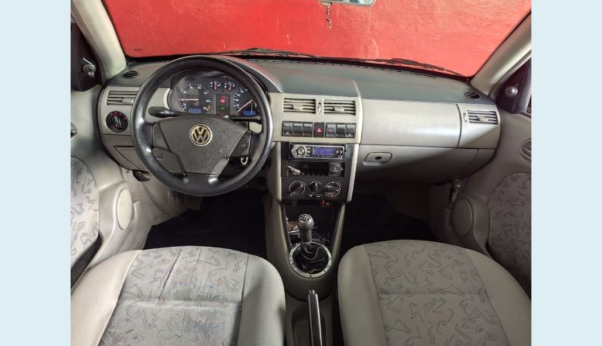 VOLKSWAGEN SAVEIRO FLEX MANUAL 2P - PRATA - 2001 Foto 10 (Grande)