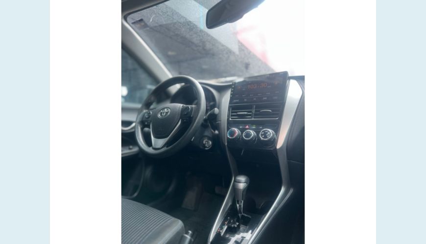 TOYOTA YARIS FLEX AUT. 4P - PRATA - 2019 Foto 10 (Grande)