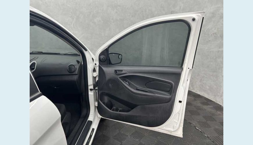 FORD FORD KA SE 1.0 FLEX MANUAL 4P - BRANCO - 2020 Foto 10 (Grande)