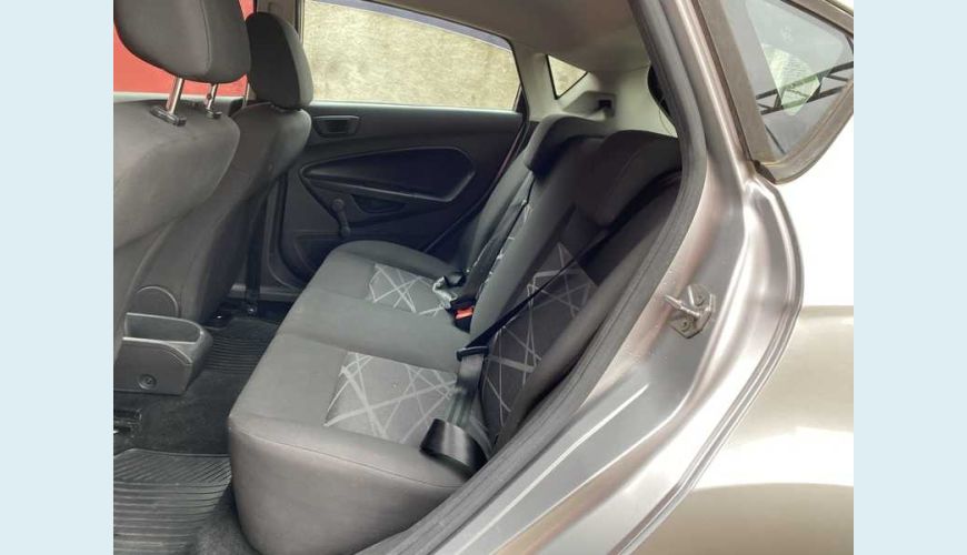 FORD FORD FIESTA S 1.5 16V FLEX MANUAL 4P - PRATA - 2014 Foto 10 (Grande)