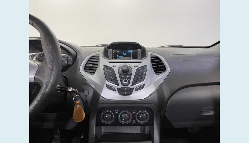 FORD KA SE PLUS 1.5 16V FLEX MANUAL 4P - PRETO - 2016 Foto 10 (Grande)