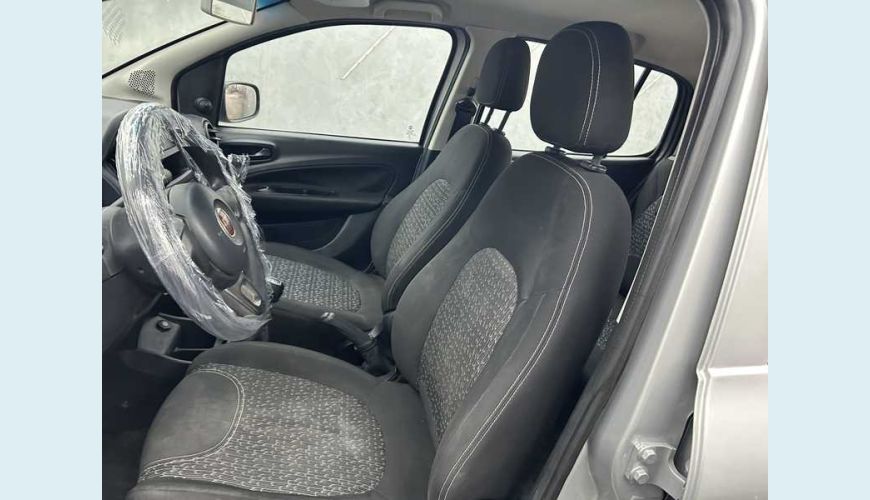 FIAT FIAT UNO ATTRACTIVE 1.0 FLEX MANUAL 4P - PRATA - 2021 Foto 10 (Grande)