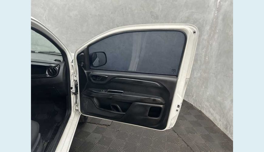FIAT FIORINO ENDURANCE 1.4 FLEX MANUAL 3P - BRANCO - 2023 Foto 10 (Grande)