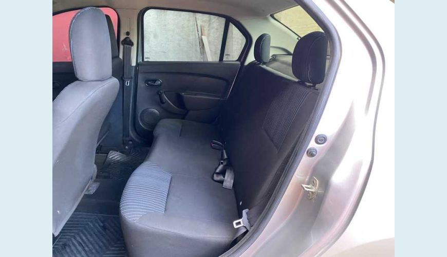 RENAULT LOGAN AUTHENTIQUE 1.0 12V FLEX MANUAL 4P - PRATA - 2020 Foto 10 (Grande)