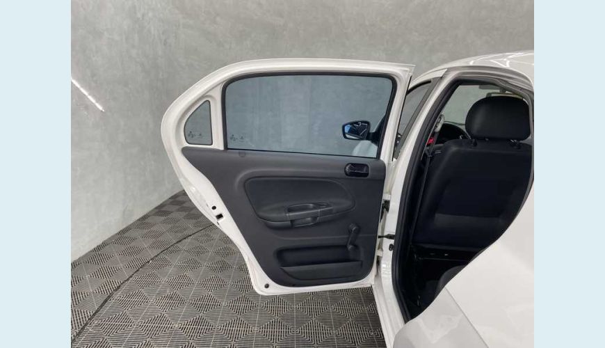 VOLKSWAGEN VOYAGE 1.0 MPI FLEX MANUAL 4P - BRANCO - 2022 Foto 10 (Grande)