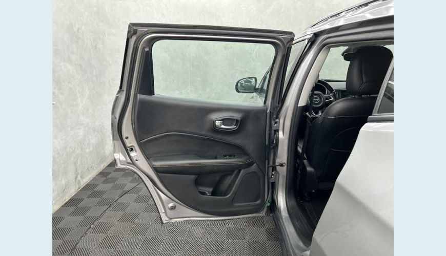 JEEP COMPASS LONGITUDE 2.0 FLEX AUT. 4P - PRATA - 2021 Foto 10 (Grande)