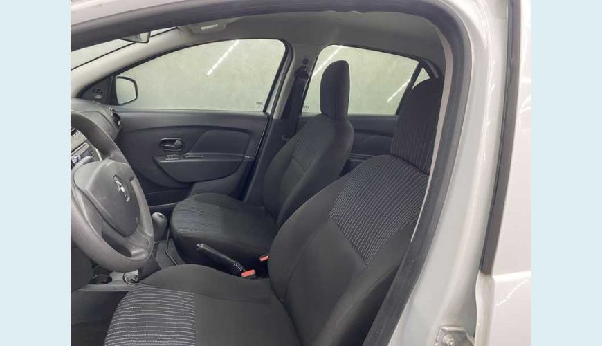 RENAULT LOGAN AUTHENTIQUE 1.0 12V FLEX MANUAL 4P - BRANCO - 2019 Foto 10 (Grande)