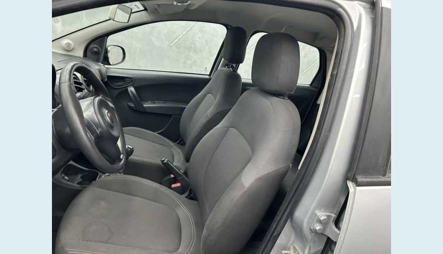 FIAT GRAND SIENA 1.0 FLEX MANUAL 4P - PRATA - 2021 Foto 10 (Grande)