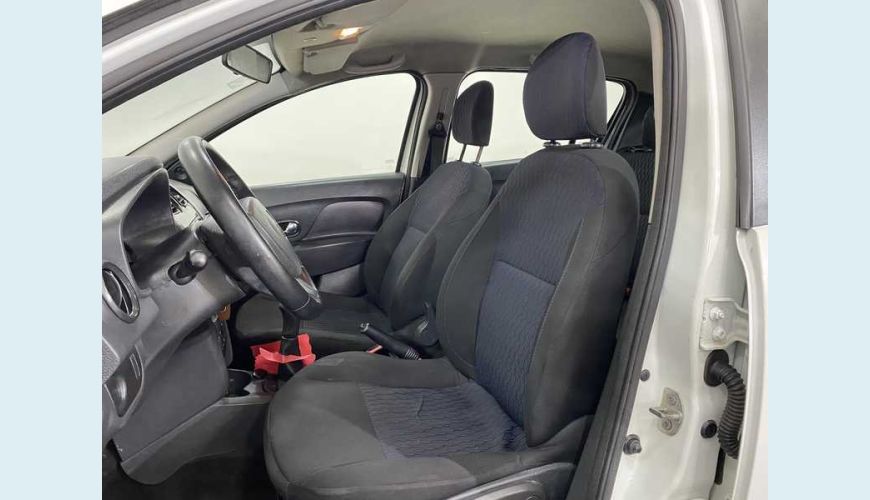 RENAULT SANDERO EXPRESSION 1.0 16V FLEX MANUAL 4P - BRANCO - 2017 Foto 10 (Grande)