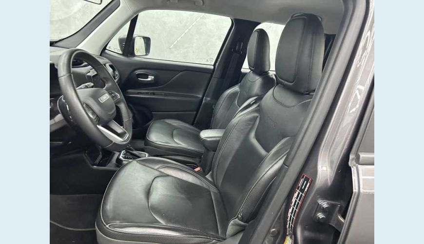 JEEP JEEP RENEGADE LONGITUDE T270 1.3 TURBO FLEX MANUAL 4P - CINZA - 2023 Foto 10 (Grande)