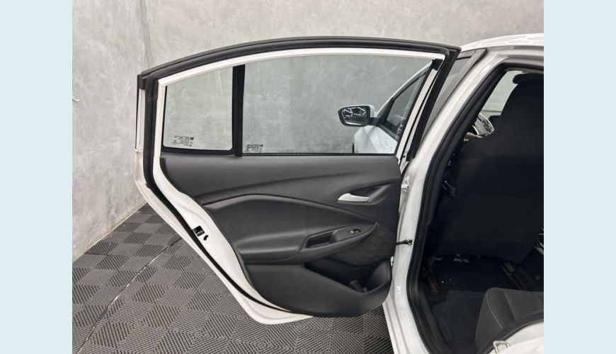 CHEVROLET CHEVROLET ONIX PLUS LT 1.0 FLEX MANUAL 4P - BRANCO - 2023 Foto 10 (Grande)