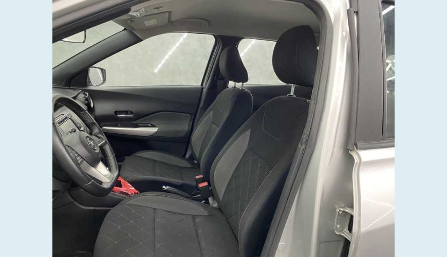 NISSAN KICKS SV 1.6 FLEX AUT. 4P - PRATA - 2018 Foto 10 (Grande)