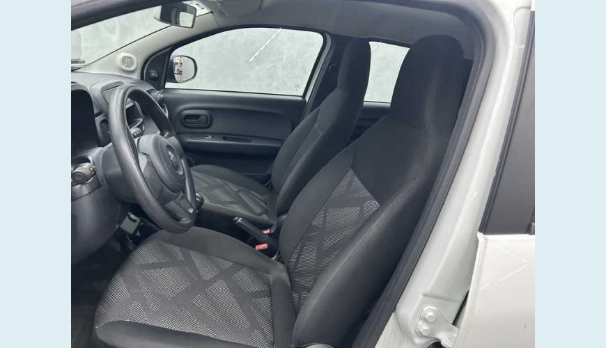 FIAT MOBI LIKE 1.0 FLEX MANUAL 4P - BRANCO - 2023 Foto 10 (Grande)