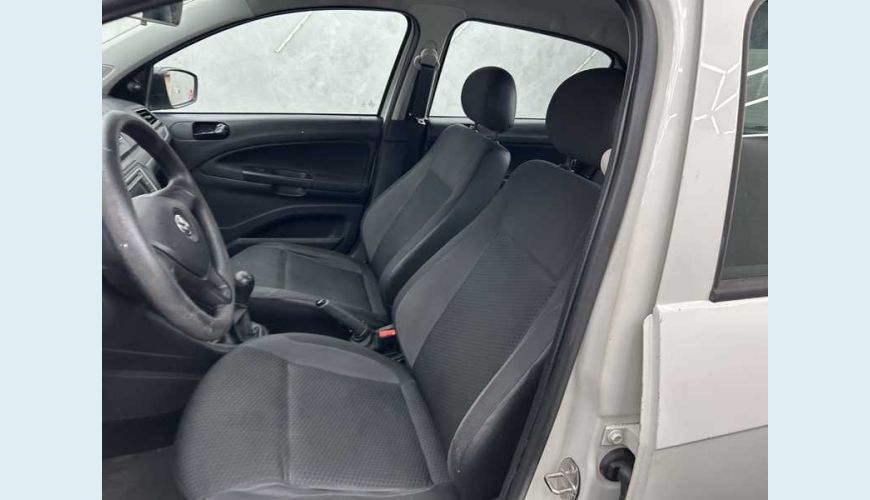 VOLKSWAGEN VOYAGE 1.0 MPI FLEX MANUAL 4P - BRANCO - 2023 Foto 10 (Grande)